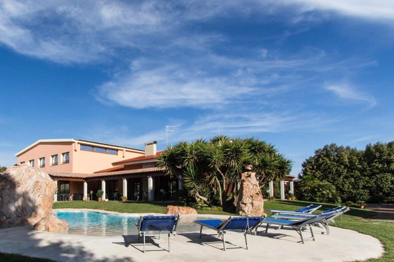 Agriturismo Villa Gaia Cabras Exterior photo