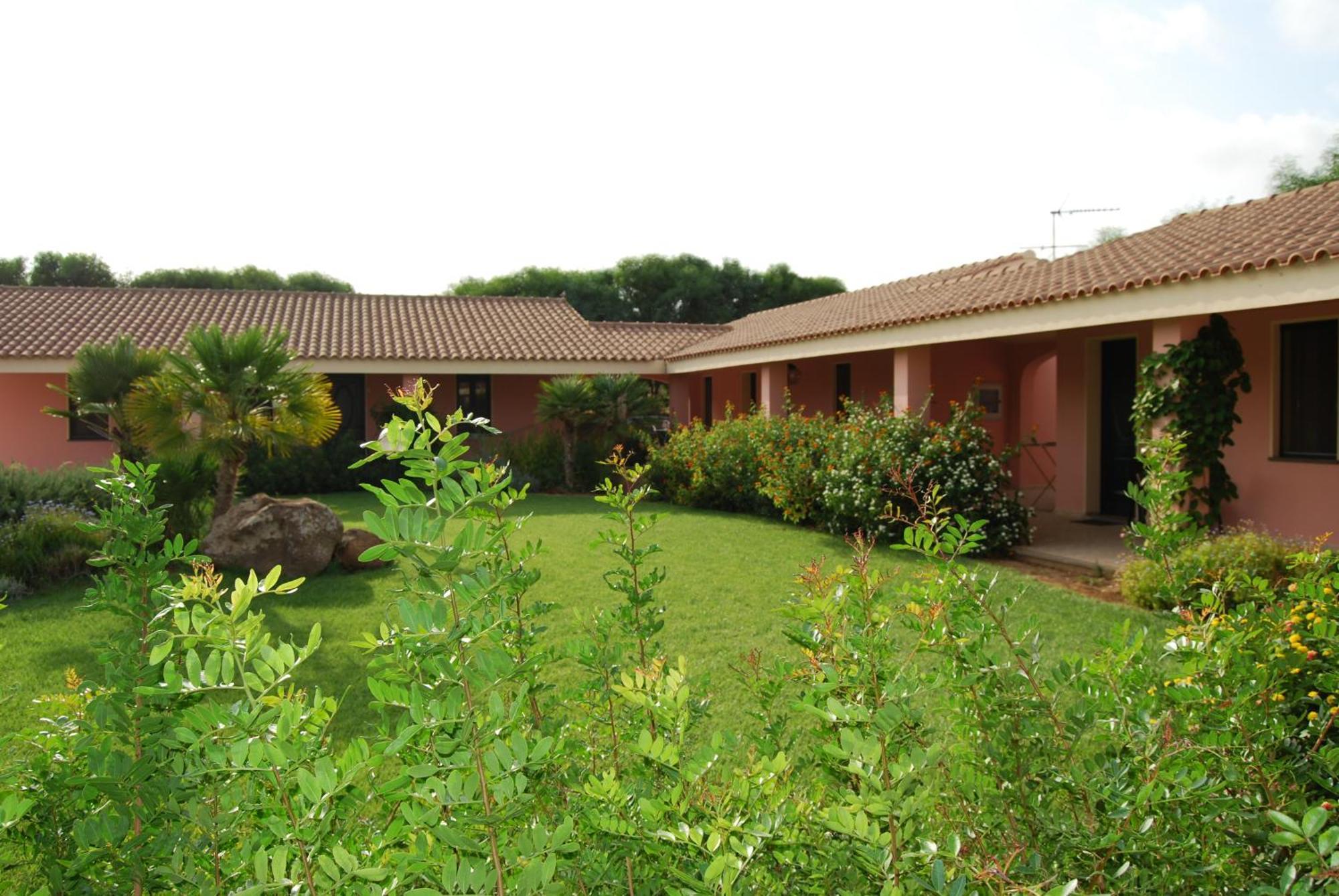 Agriturismo Villa Gaia Cabras Exterior photo