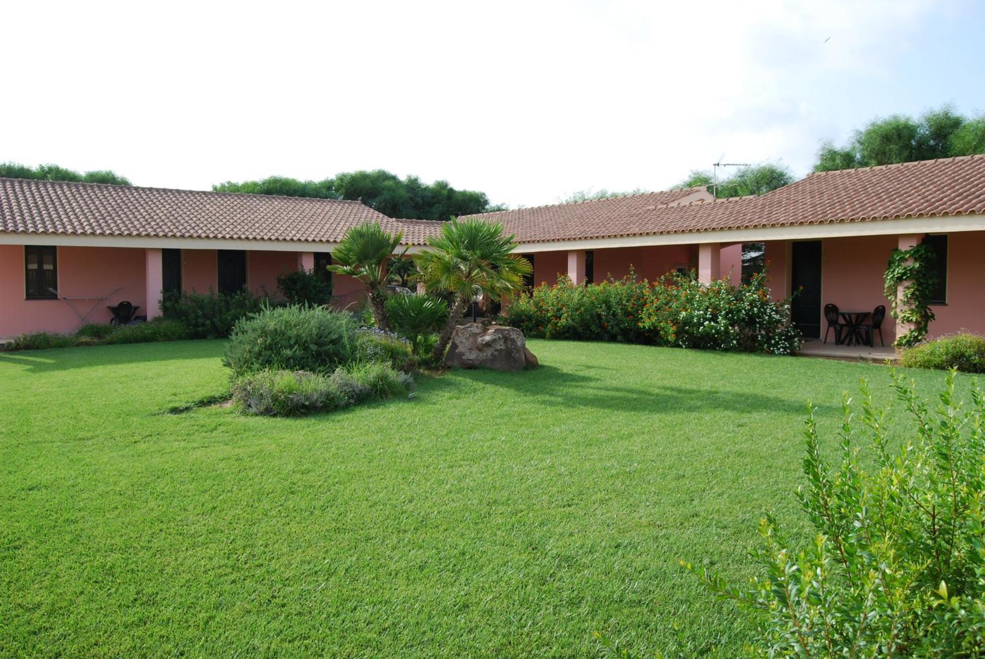 Agriturismo Villa Gaia Cabras Exterior photo